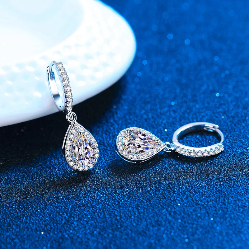 2ct Moissanite Hart Dangle Halo Drop Oorbellen D Kleur Lab Gemaakt Diamond Sterling Silver Luxe Huggie Hoop Oorbellen Voor Vrouwen 2ct Moissanite Hart Dangle Halo Drop Oorbellen D Kleur Lab Gemaakt Diamond Sterling Silver Luxe Huggie Hoop Oorbellen Voor Vrouwen